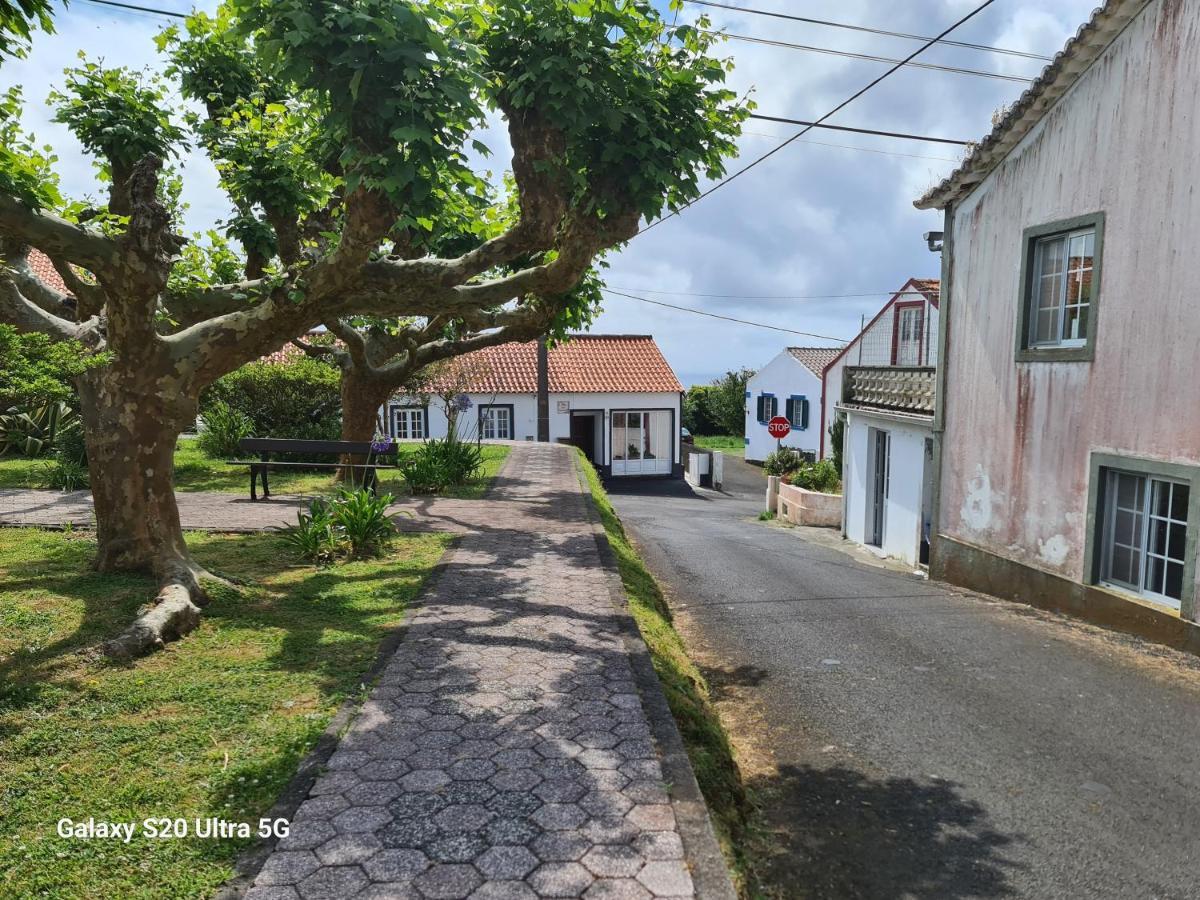 Апартаменты Al Luso Brasileiro Lajes das Flores Экстерьер фото